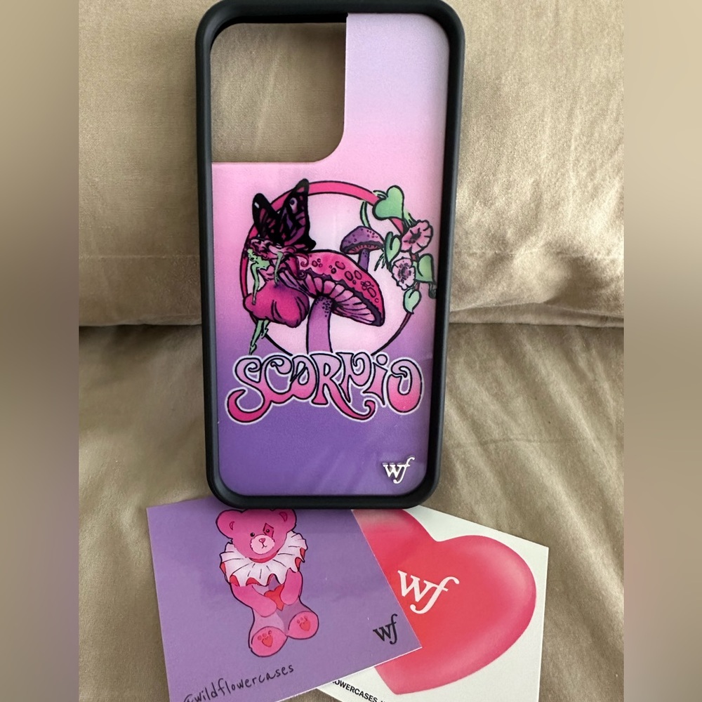 iPhone 14 Pro Max Wildflower case